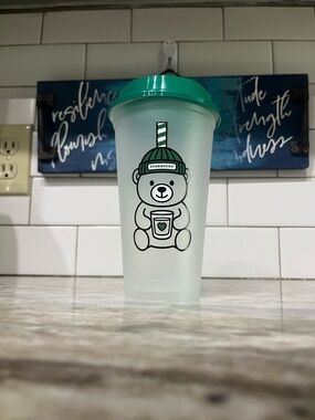 Starbucks México Frosted Bearista Cup with green lid